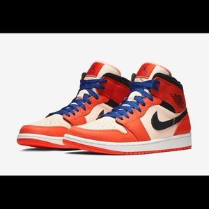 Air Jordan 1 Mid Team Orange